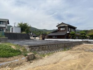 虹ケ丘４丁目土地