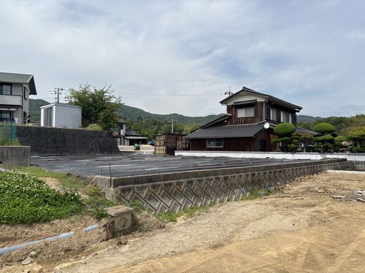 虹ケ丘４丁目土地